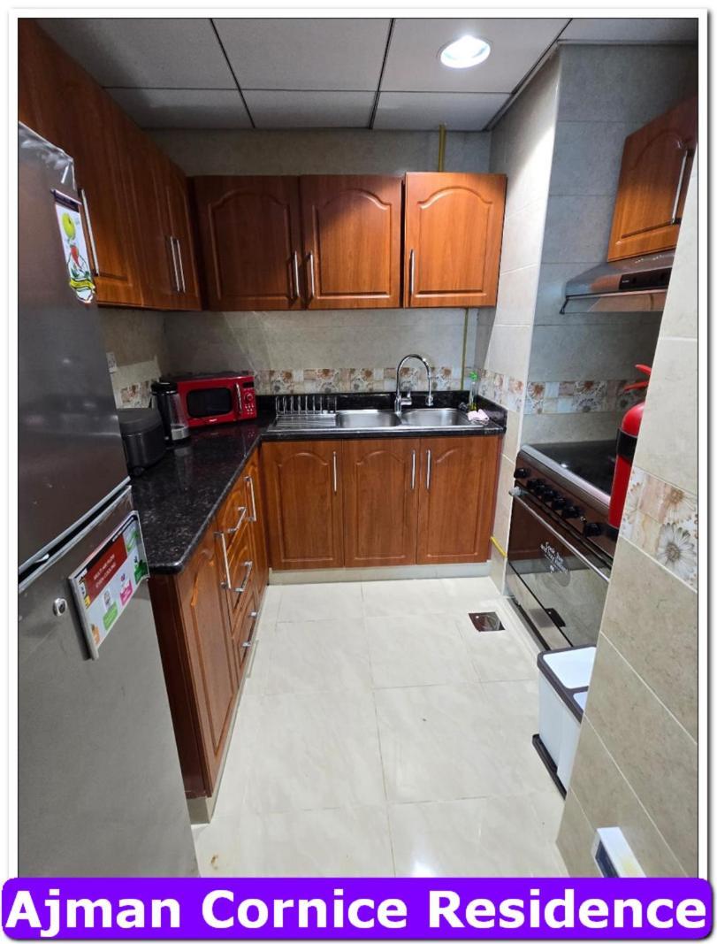 Skyline High Beach 2 Bedroom Apartment Ajman Exteriör bild